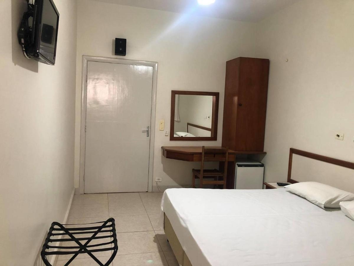 Regio Plaza Hotel 欧里尼奥斯 外观 照片