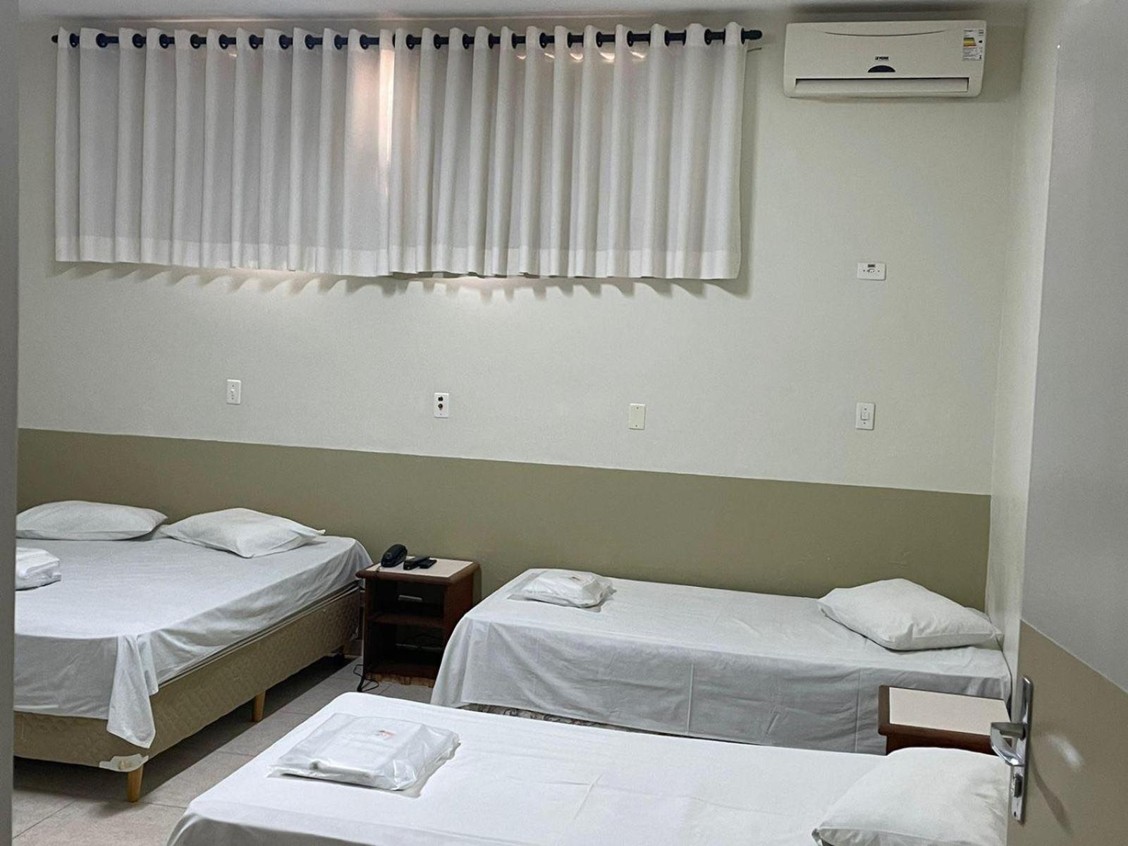 Regio Plaza Hotel 欧里尼奥斯 外观 照片