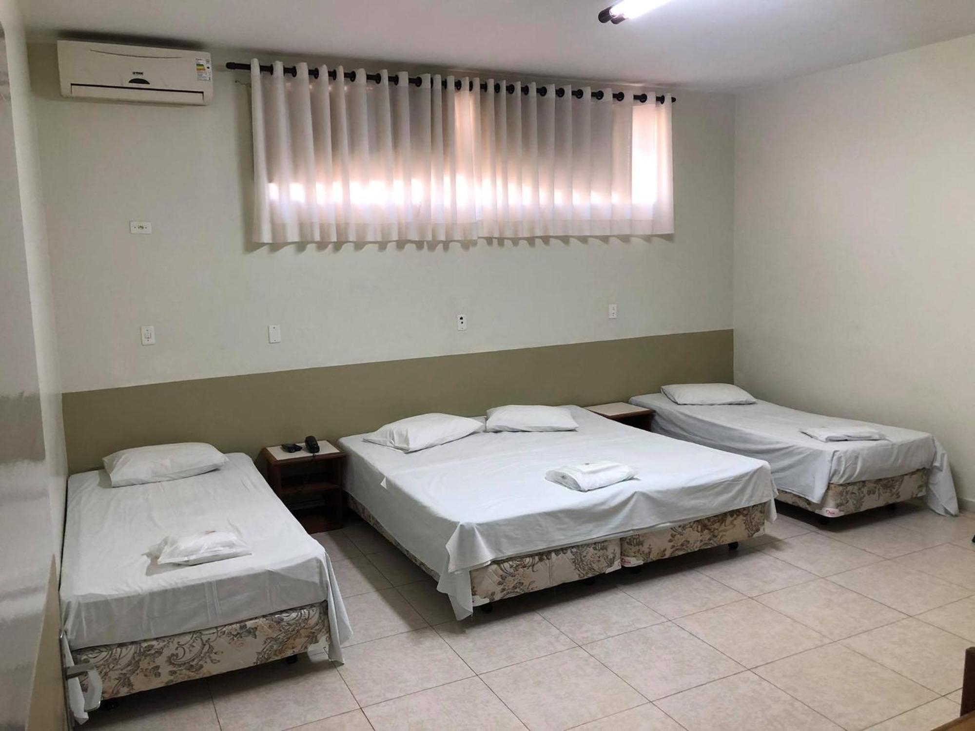 Regio Plaza Hotel 欧里尼奥斯 外观 照片