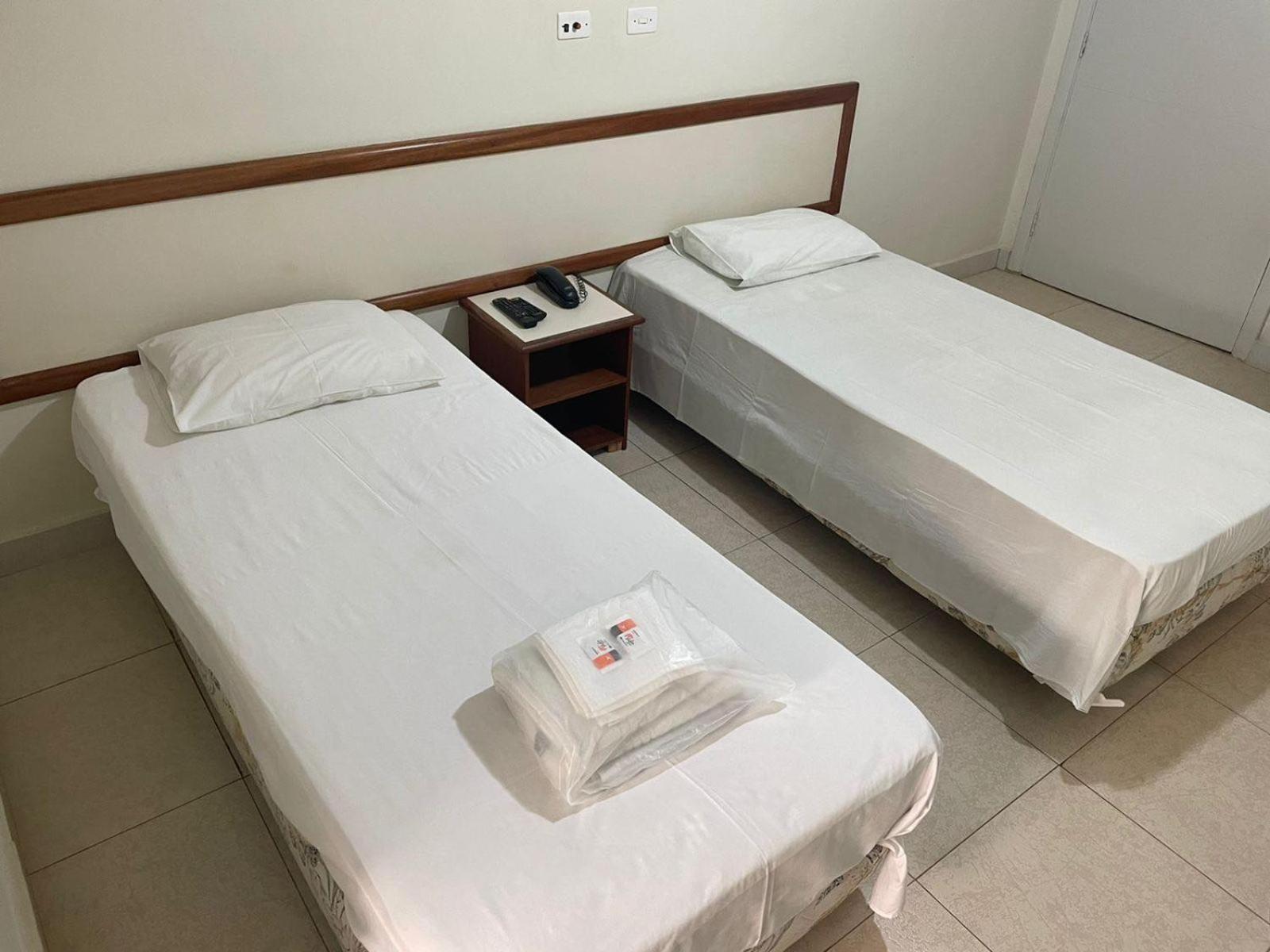 Regio Plaza Hotel 欧里尼奥斯 外观 照片