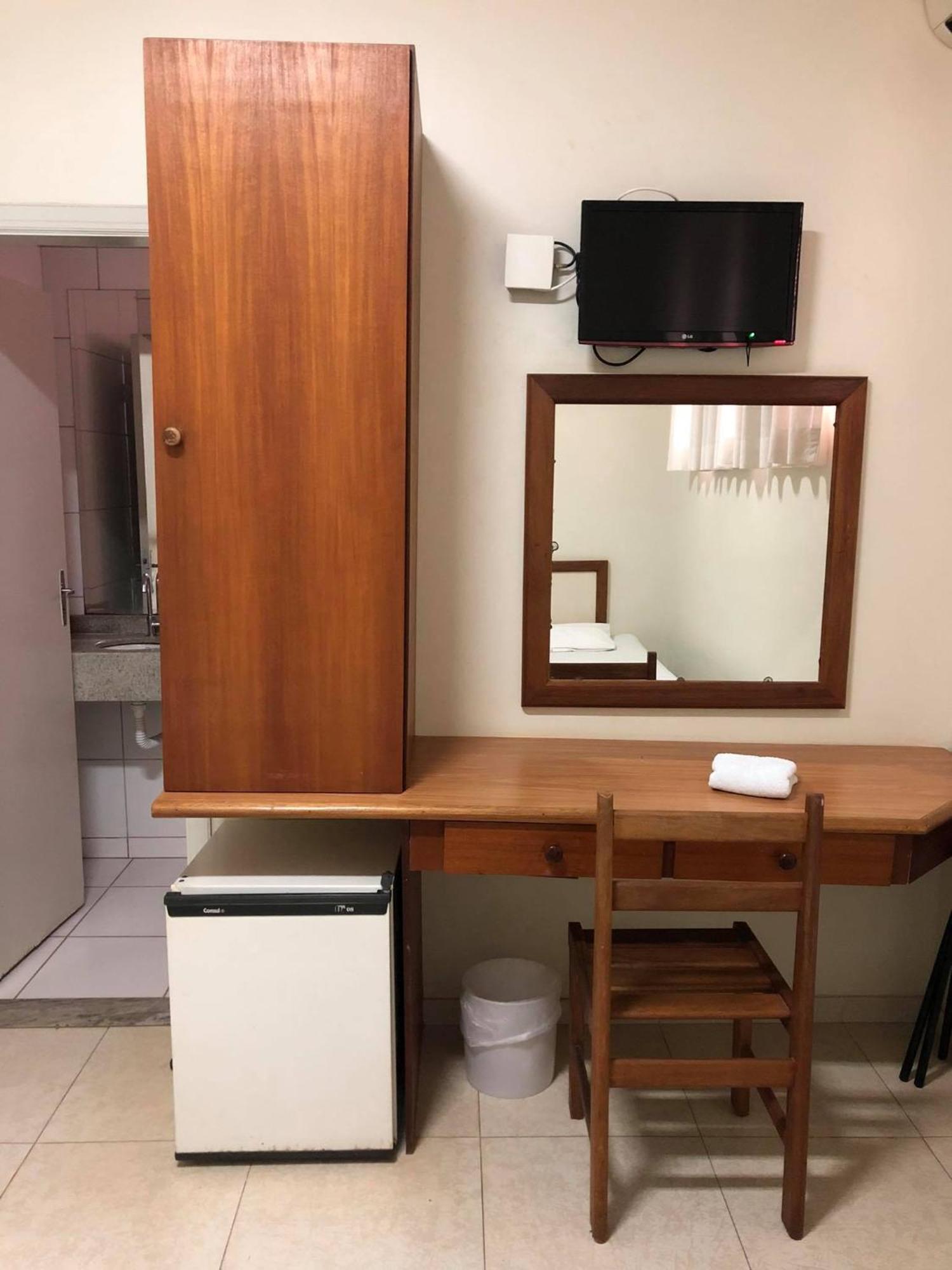 Regio Plaza Hotel 欧里尼奥斯 外观 照片